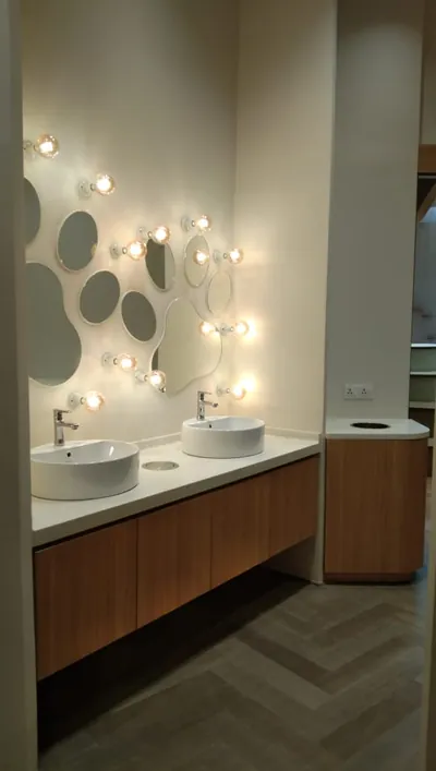 Fit Out - Mitsui Lalaport project photo